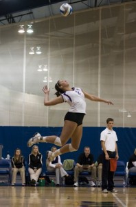 091105_volleyballolaf_mbl001 Caption (Marc Lane/TommieMedia)