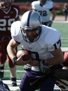 Quarterback Dakota Tracy did it all for the Tommies last year against Hamline. He finished the game with 221 passing yards, four touchdowns through the air and a receiving touchdown. (John Kruger/TommieMedia)