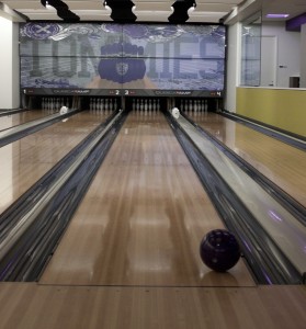 <p> New bowling club headed by Jesse Stock "gets the ball rolling" at St. Thomas. The club started last semester. (Laura Landvik/TommieMedia)</p> 