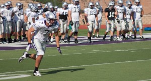 Sophomore wide receiver Dan Ferrazzo runs a route during practice in preparation for Saturday's game against St. John's. Ferrazzo caught 10 passes for 154 yards and a touchdown in last week's 43-9 win over UW-River Falls. (Ross Schreck/TommieMedia)