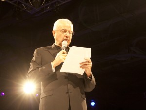 The Rev. Dennis Dease gives a speech at the Opening Doors celebration last fall, thanking donors for their generosity. The campaign exceeded its goal by more than $15 million. (Gabrielle Martinson/TommieMedia)