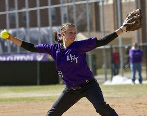 Pitcher Kendra Bowe controls the mound against Macalester earlier this season. Bowe (Morgan Neu/TommieMedia)
