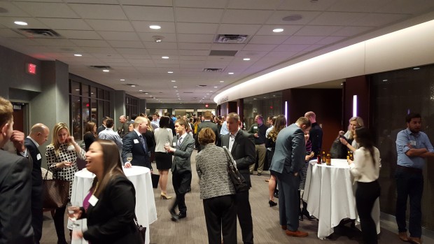 St. Thomas students connect with alumni to gain insights on the prospective job market. The Alumni Association hosted the speed networking event in Woulfe Alumni Hall on Feb. 11. (Meghan Meints/TommieMedia)