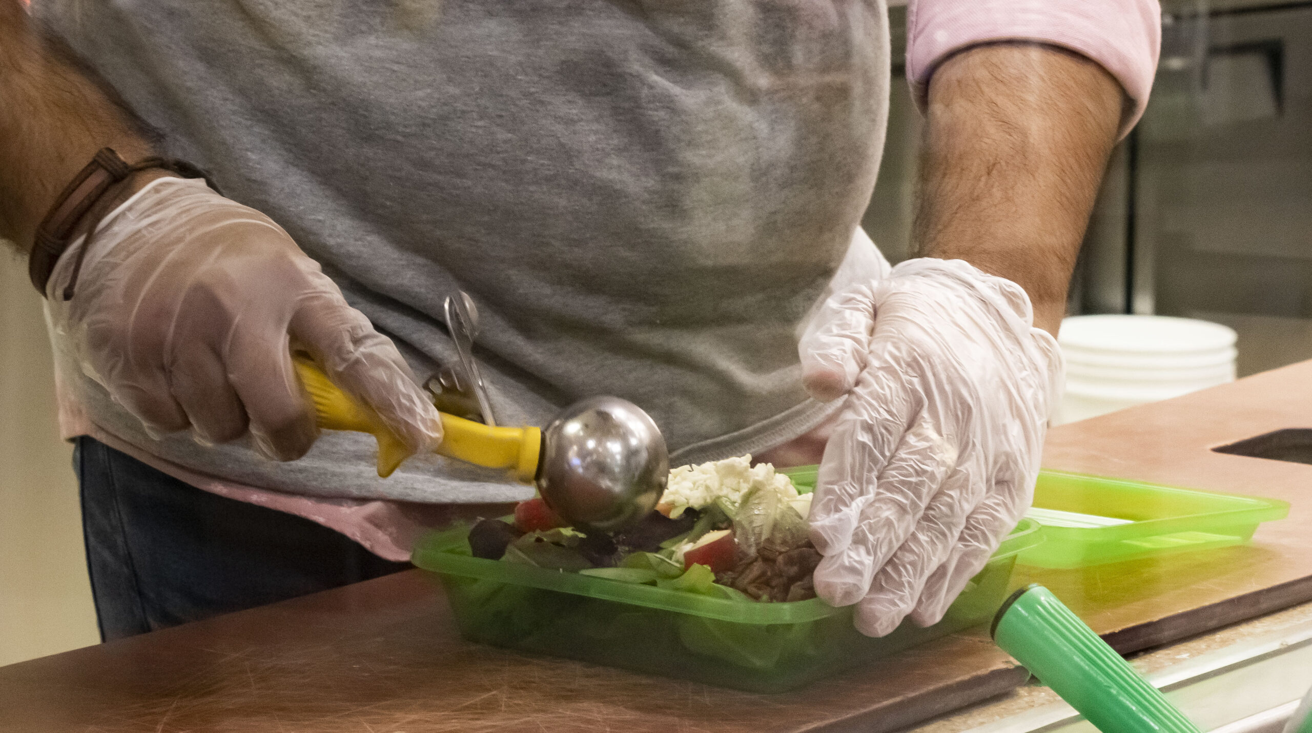 Dining Services Reusable Containers : Office of Student Life