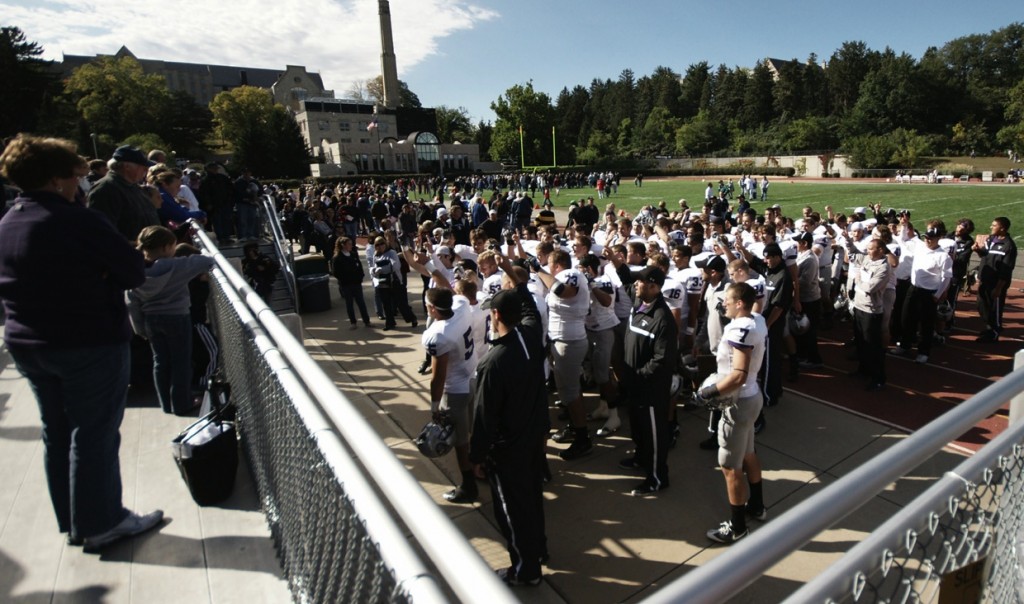 Cheer <p>The Tommies manhandled St. Olaf, a solid MIAC opponent, Saturday in Northfield. (John Kruger/TommieMedia) </p>
