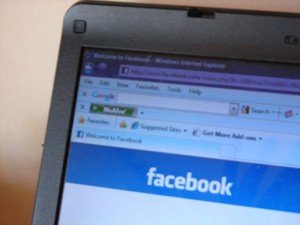 DSCN1913-300x225 Facebook's new plug-ins may change the face of social networking. (John Kruger/TommieMedia)