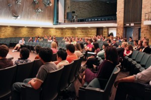 <p>Freshmen gather for the first Connect meeting Monday night in OEC auditorium. (Ariel Kendall/TommieMedia)</p>