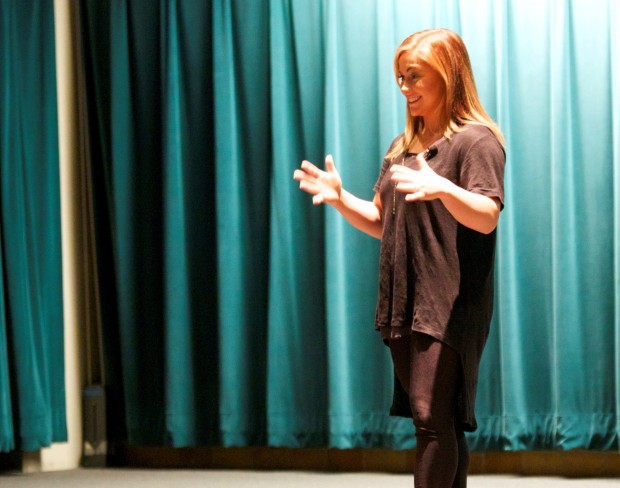 Olympic silver medal-winner Shawn Johnson speaks to a group of St. Thomas students. Johnson discussed her faith and her decision to end her athletic career Friday. (Rachel Weiss/TommieMedia)