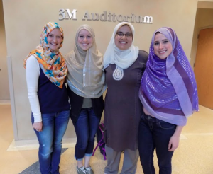Members of the Muslim Student Association wear hijabs, the traditional scarves worn by Muslim women. During the week, these women taught non-Muslim students how to tie one. (Lauren Andrego/TommieMedia)