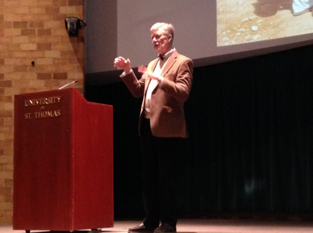 Internationally known activist Kevin Bales visits the University St. Thomas to promote his new book Blood and Earth. Bales spoke about the harmful effects modern slavery has on humanity and the planet. (Carolyn Meyer/TommieMedia)