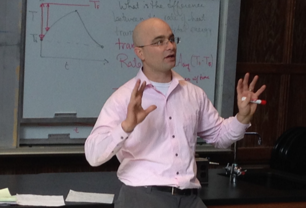 In a lecture hall of engineering majors, St. Thomas Professor John Abraham shares his passion for heat transfer with his students. Abraham was selected as the 2016 Professor of the Year. (Carolyn Meyer/TommieMedia)