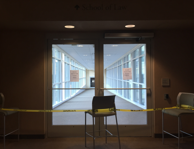 The skyway that connects Schulze Hall and the St. Thomas School of Law is closed off to the general public. A structural issue caused Public Safety to close it on April 4. (Samantha Yang/TommieMedia)