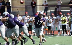 <p>The Tommies offense, led by quarterback Dakota Tracy, was a force on Saturday scoring 27 points. (John Kruger/TommieMedia)</p>