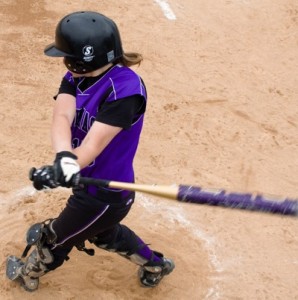 softswing Heidi Schreiner warms up on deck. (Aaron Hays/TommieMedia)